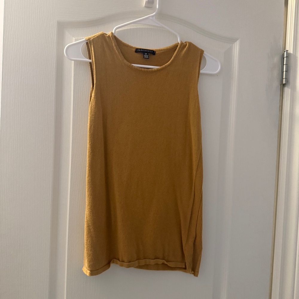 Parkhurst top